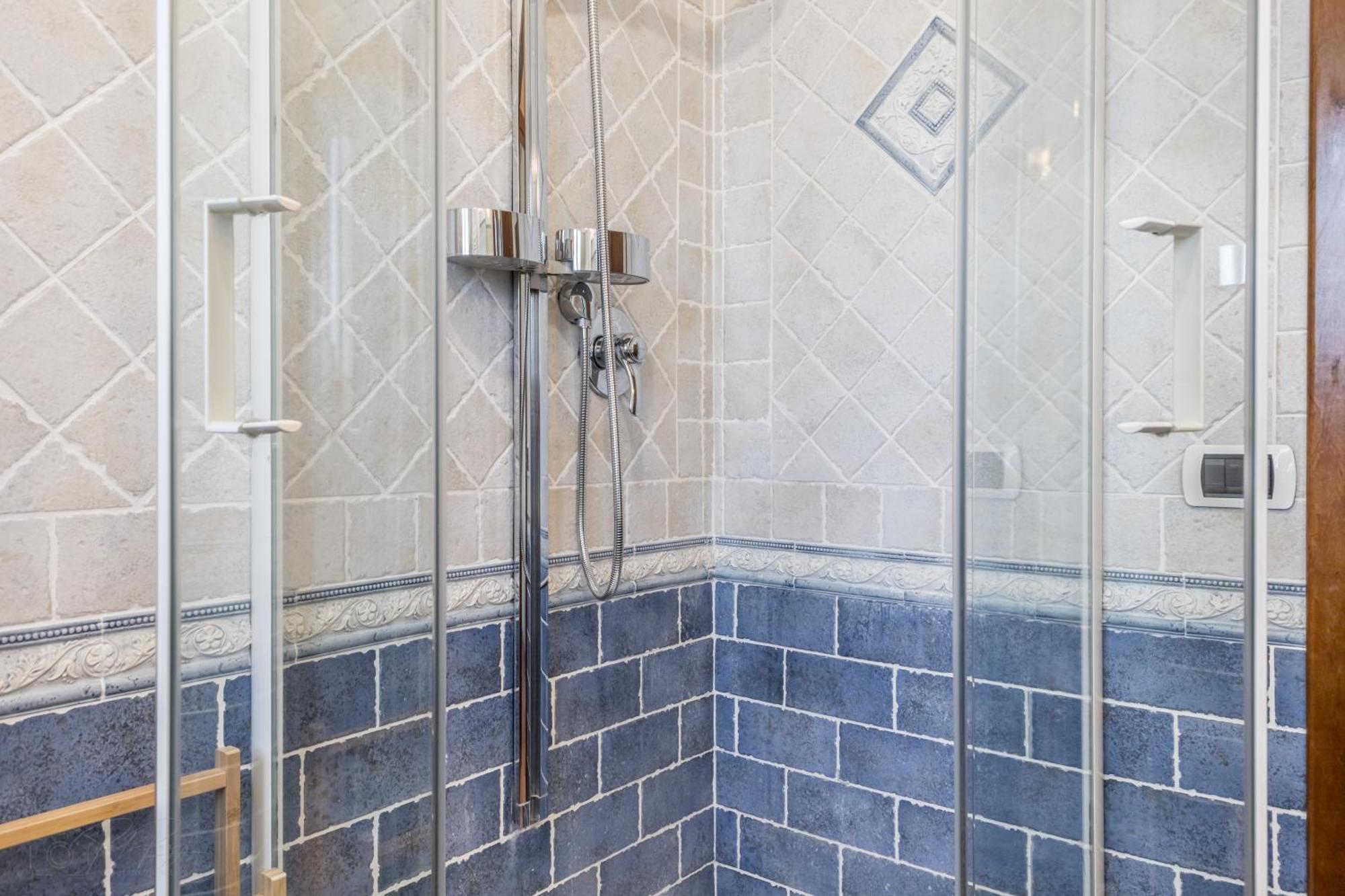 Apartment Granai , Rifugio Romantico Nel Cuore Di